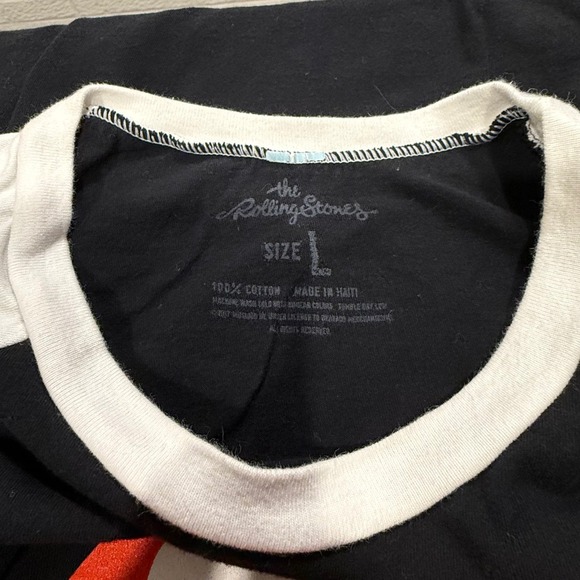 The Rolling Stones Graphic T-Shirt Black White Rock Band Concert Tee - Picture 3 of 3